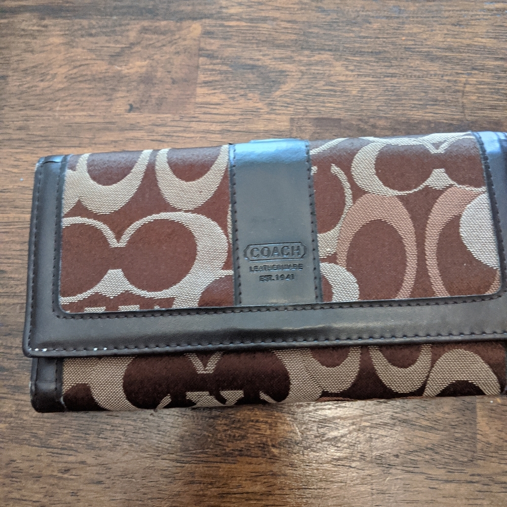 Coach wallet